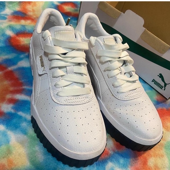 Puma Sneakers - Picture 1 of 8